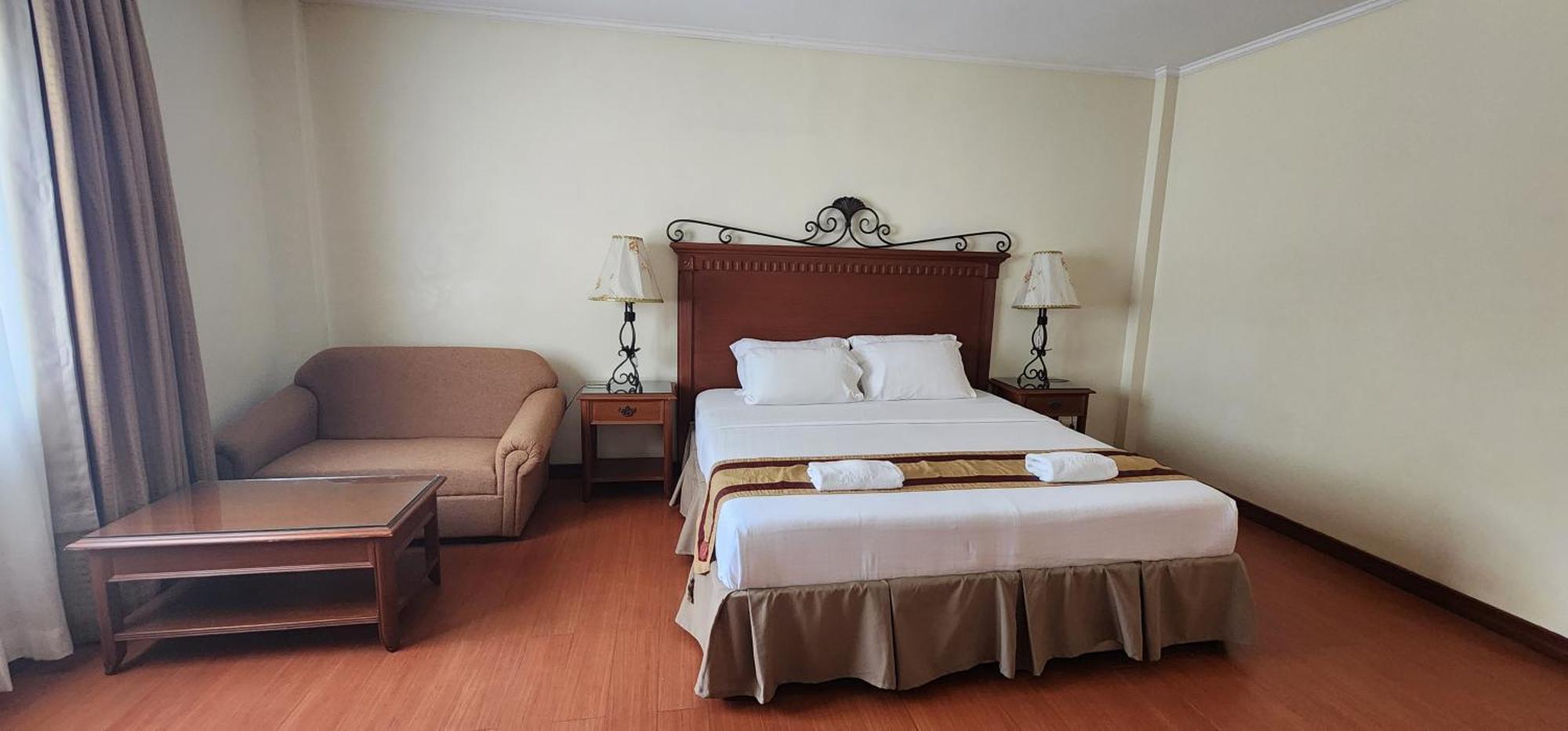 Villa Tomasa Alona Kew White Beach Resort Panglao Esterno foto